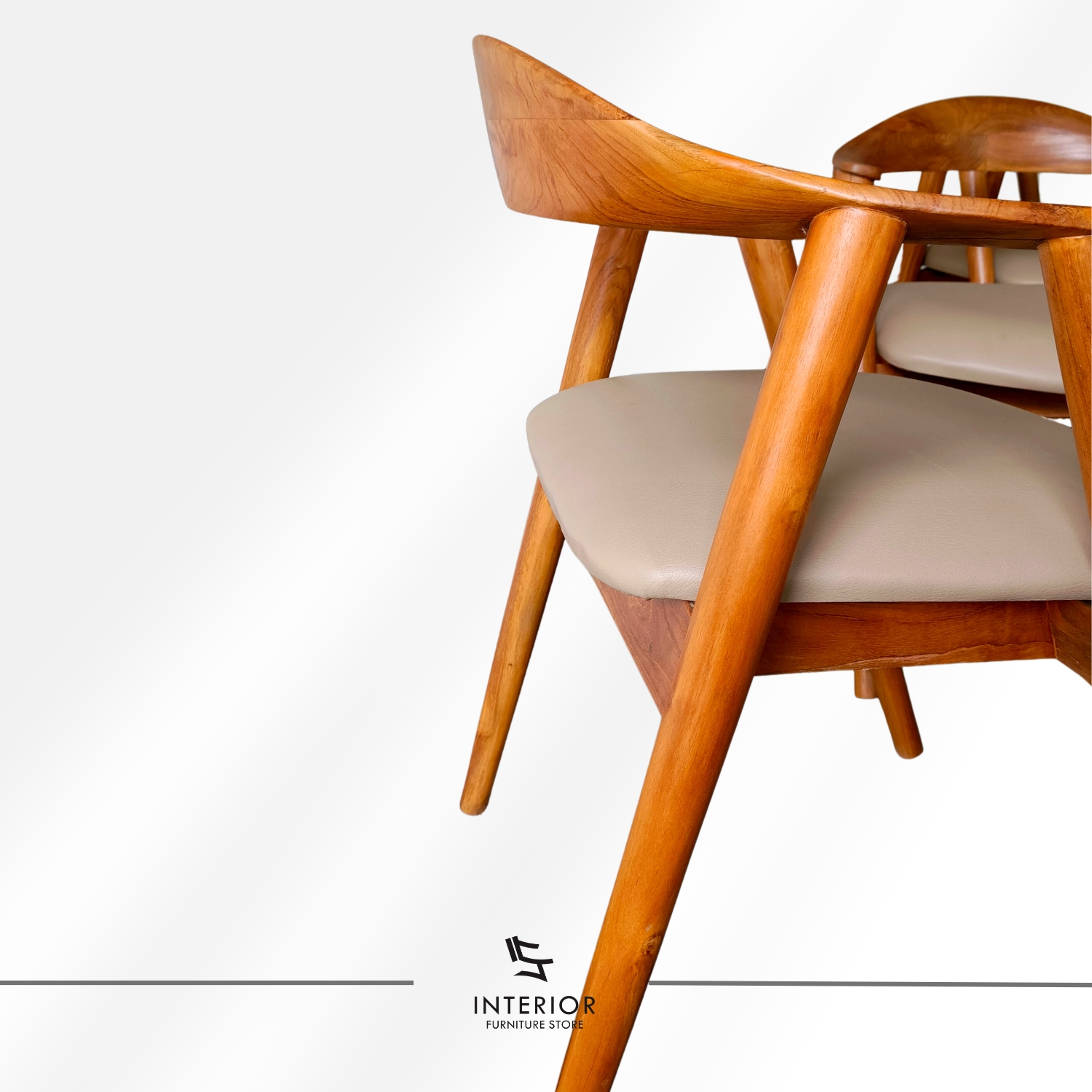 Solid wood dining chair with curved backrest and upholstered seat, modern minimalist design
